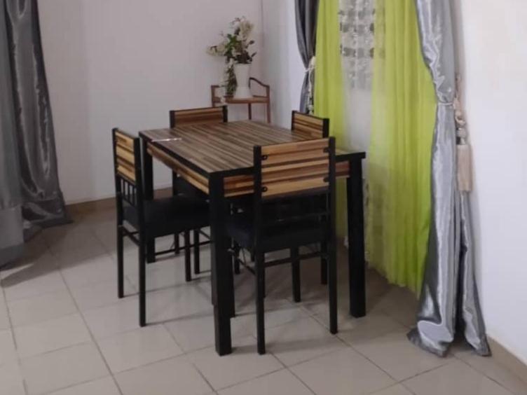 Appart Meuble Le Dakota Yaounde Ngoại thất bức ảnh