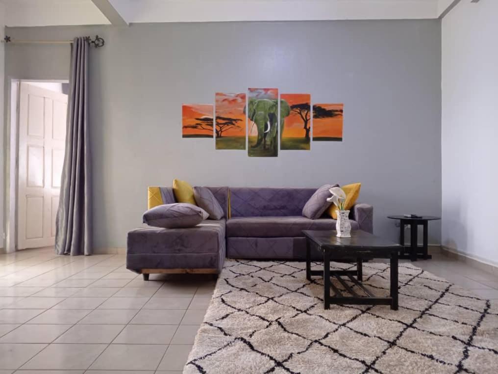 Appart Meuble Le Dakota Yaounde Ngoại thất bức ảnh
